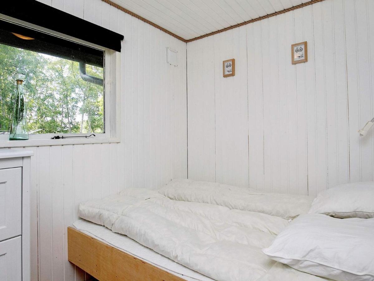 4 Person Holiday Home In L S Laeso Екстериор снимка